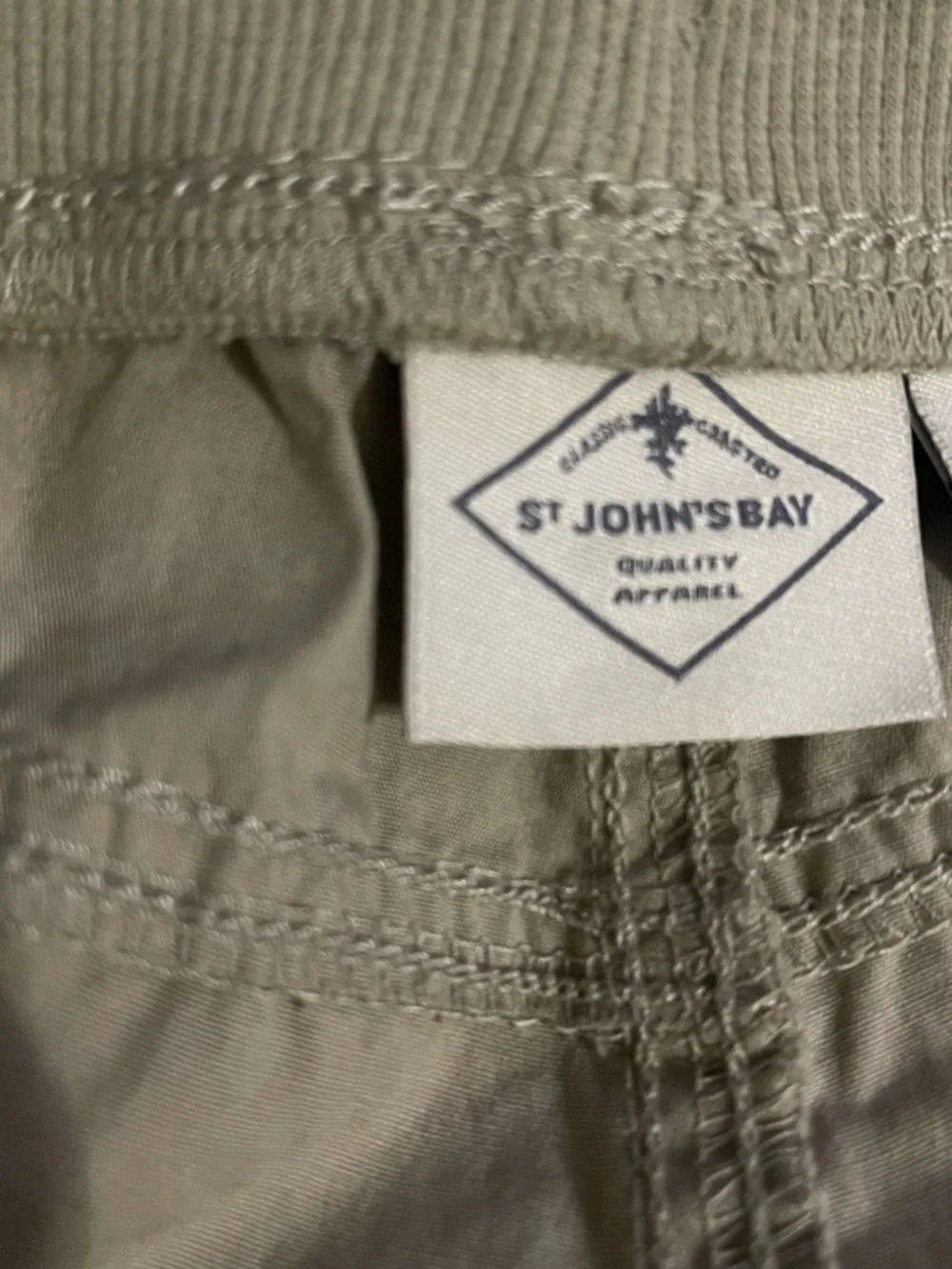 ST. JOHN’S BAY MID RISE CARGO CAPRI PANTS WOMENS BISCOTTI BEIGE COLOR SIZE 3X